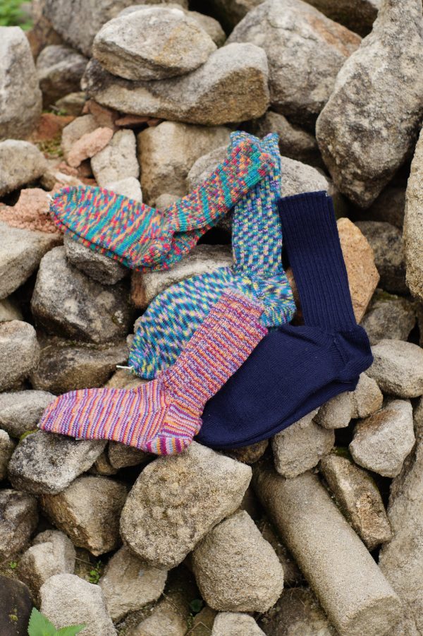 Handgestrickte Wollsocken